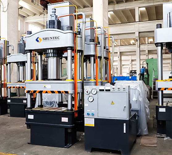 Safe Operation Processes of Four-Column Hydraulic Press Machine